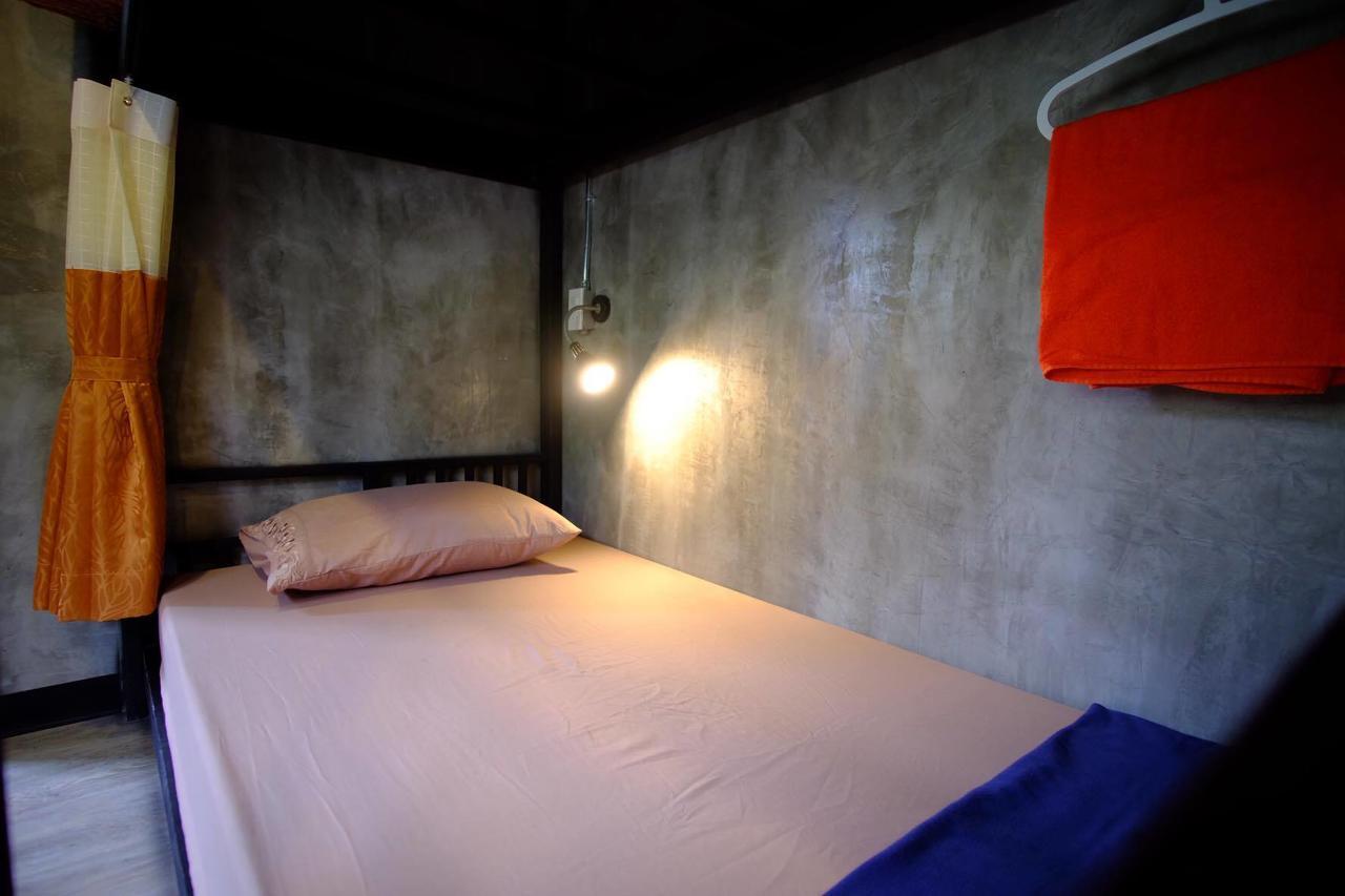 Nap Corner Hostel Phitsanulok Εξωτερικό φωτογραφία